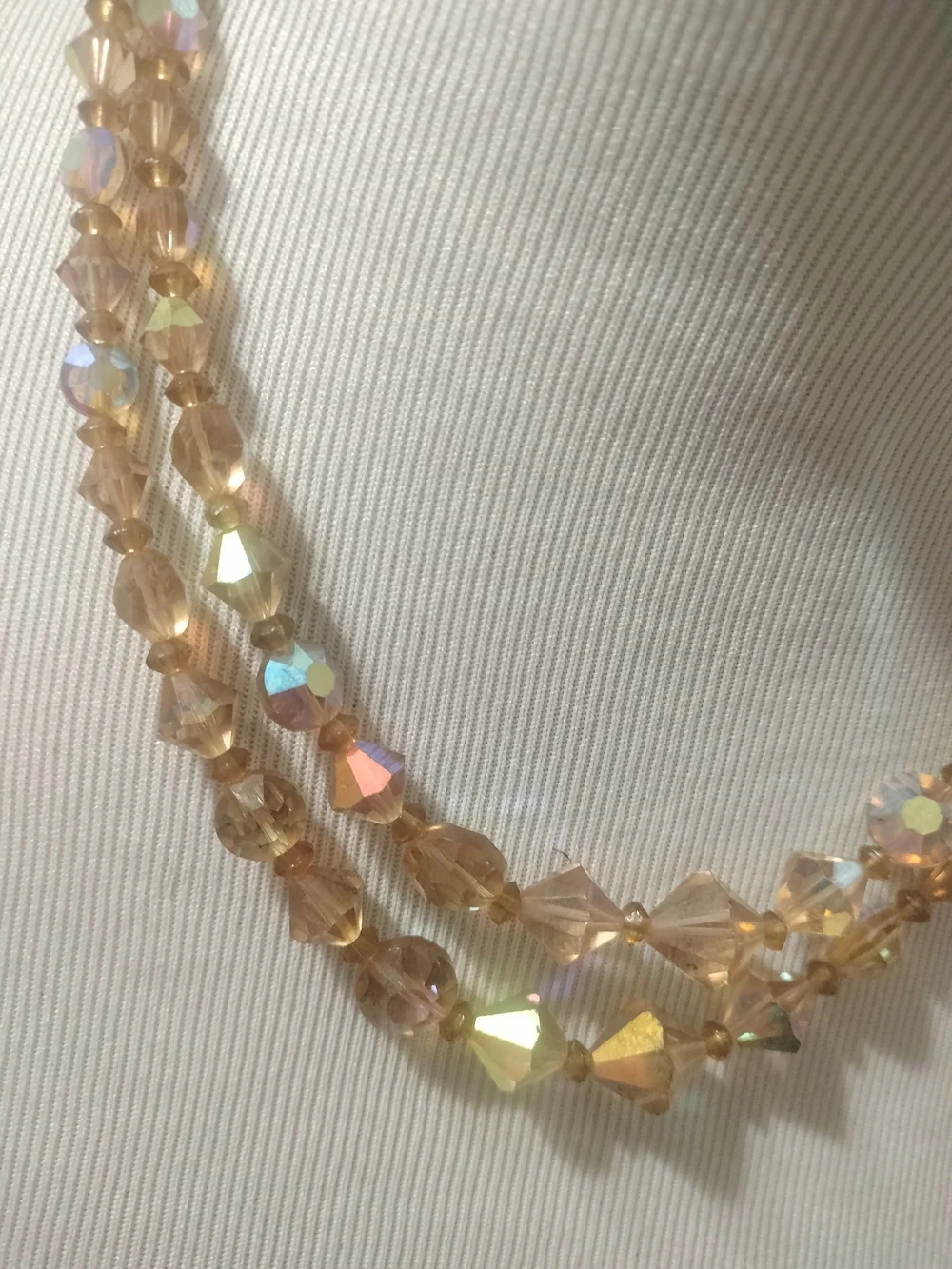 Aurora Borealis VTG Double Strand Crystal Bead 18
